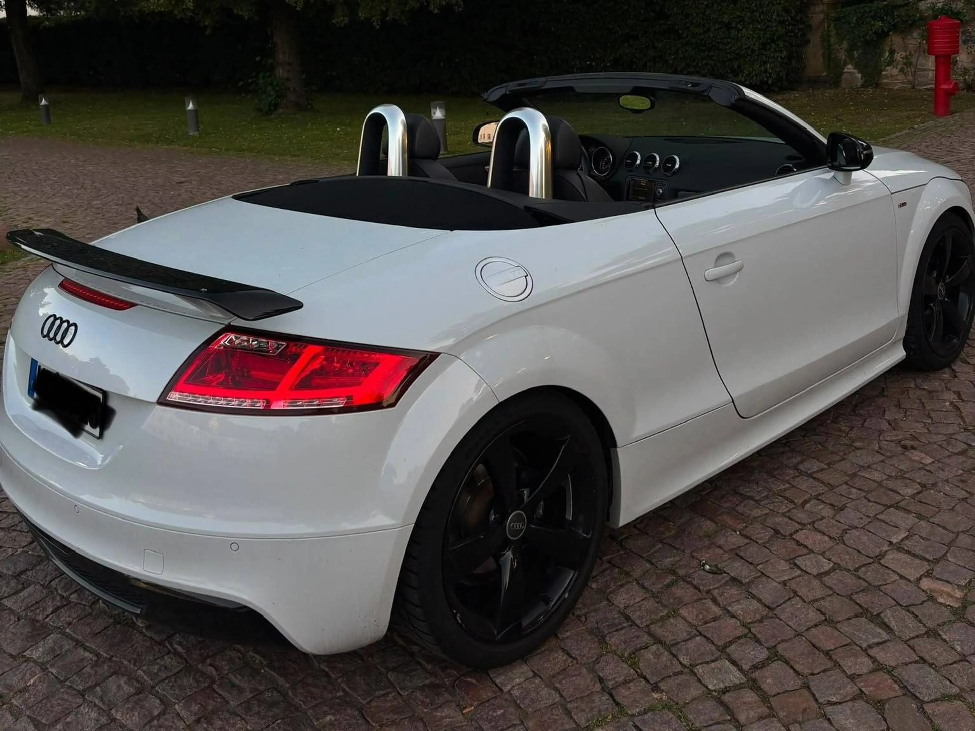 Audi TT Audi TT Roadster Diesel Roadster 2.0 TDI quattro — photo 3