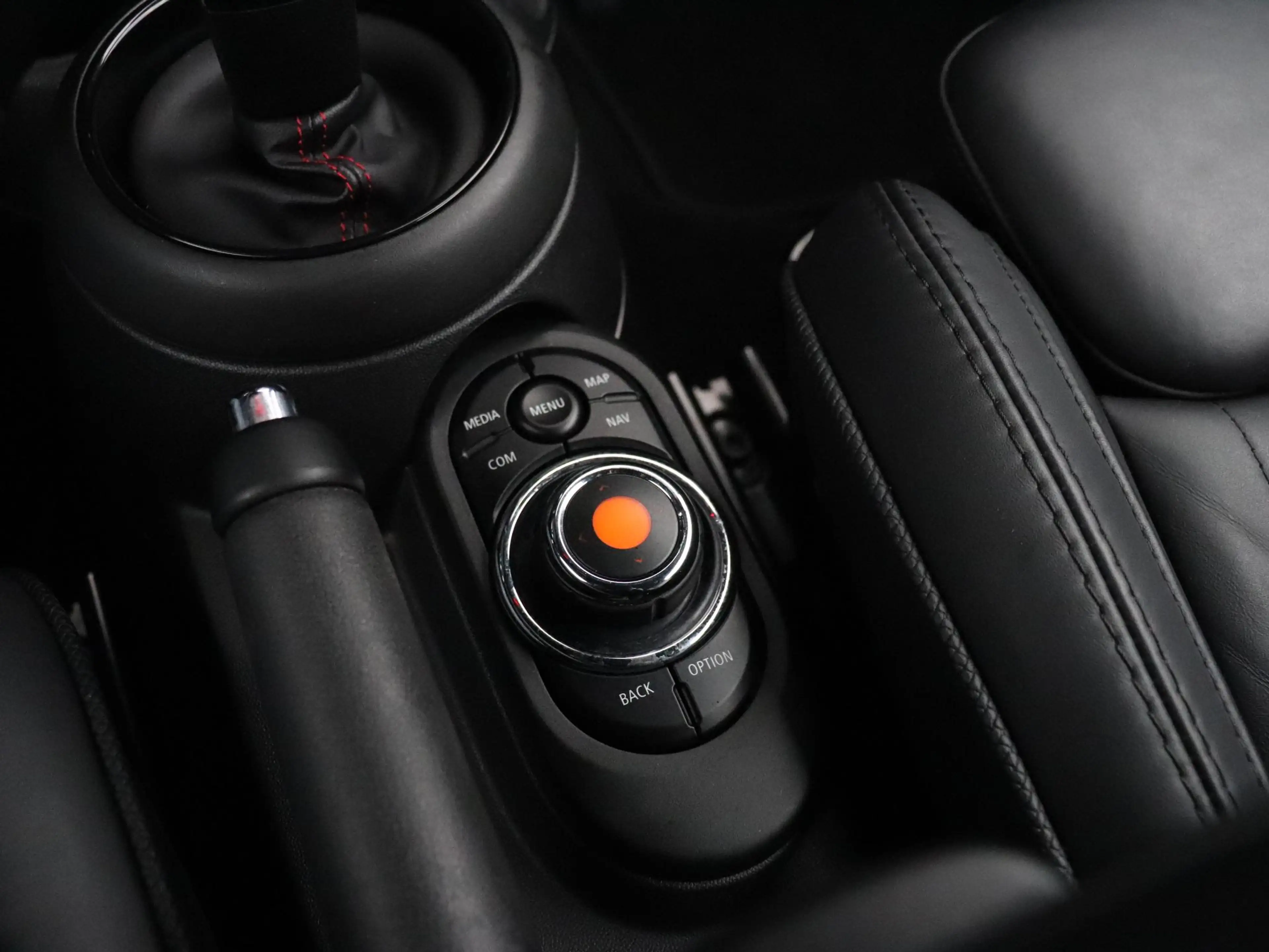 MINI John Cooper Works Cabrio Mini 2.0 Chili | LEDER | H&K | PDC | CRUISE | NAVI — photo 22