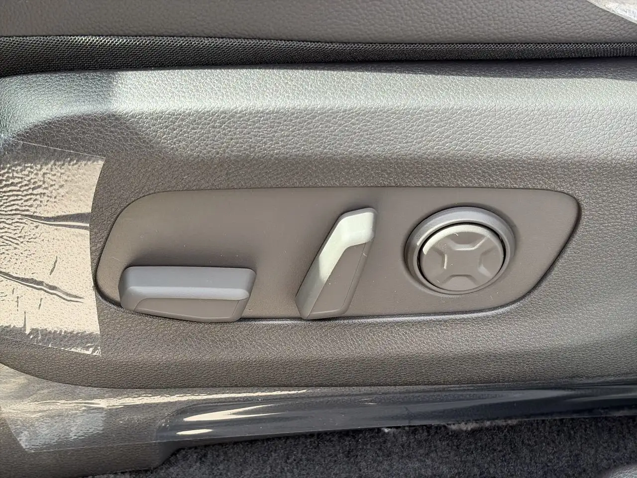 Kia Carnival снимка Kia Carnival