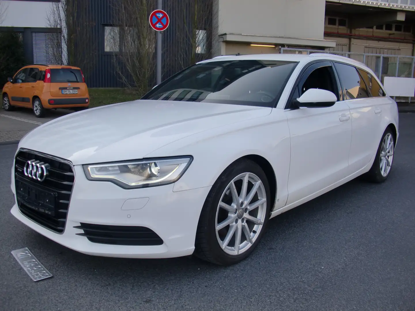 Audi A6 A6 Avant Diesel Avant 3.0 TDI DPF quattro S tronic Weiß - 1