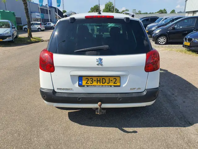Peugeot 207 view 15