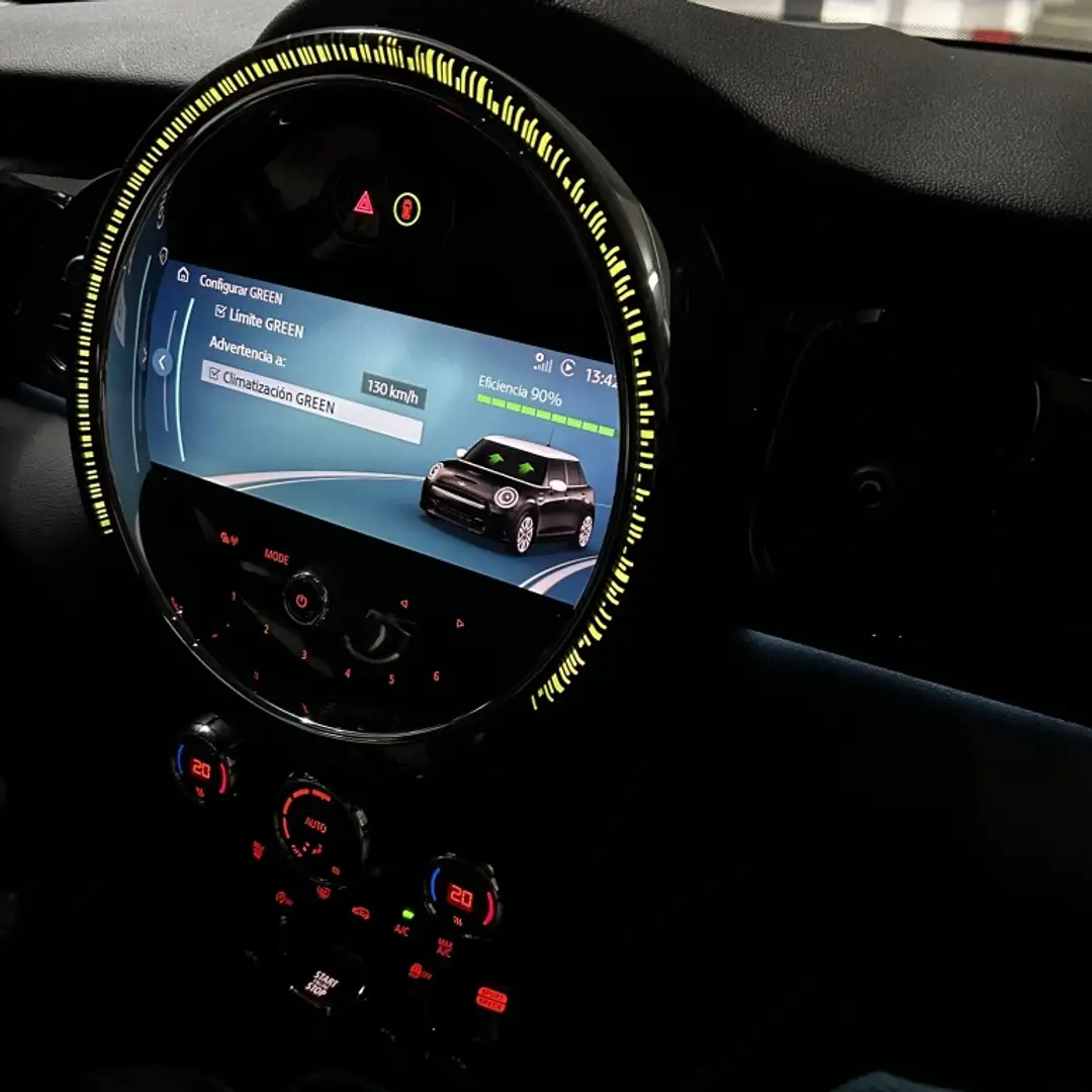MINI Cooper Corporate Aut. Negro - 2