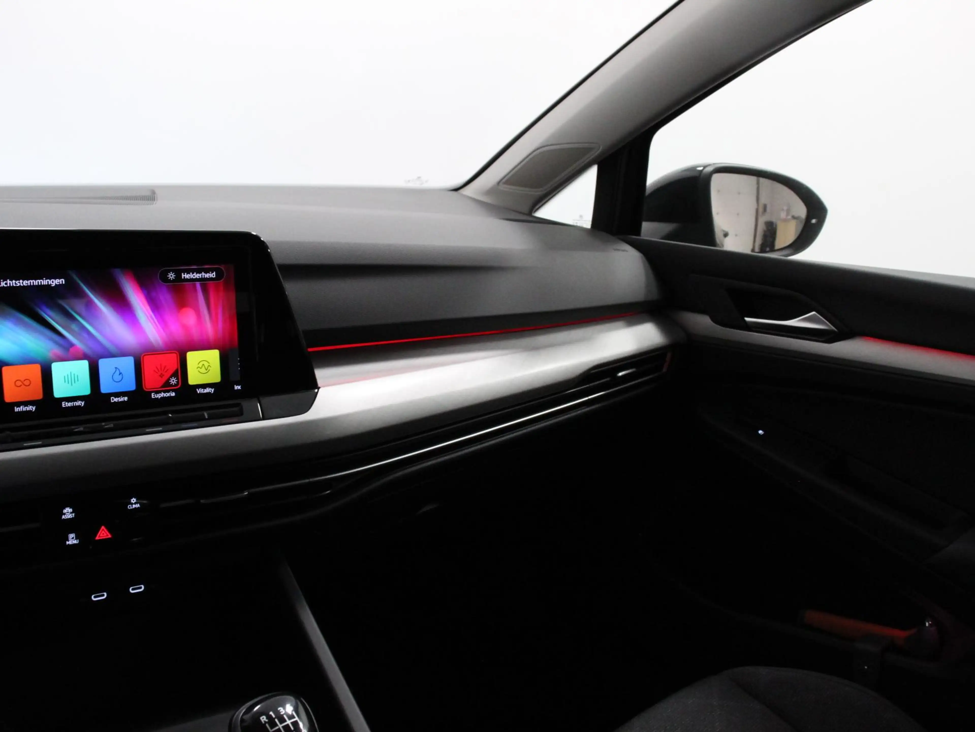 Volkswagen Golf Variant 1.0 TSI 110pk Life Digitale Cockpit Sfeerverlicht — photo 24