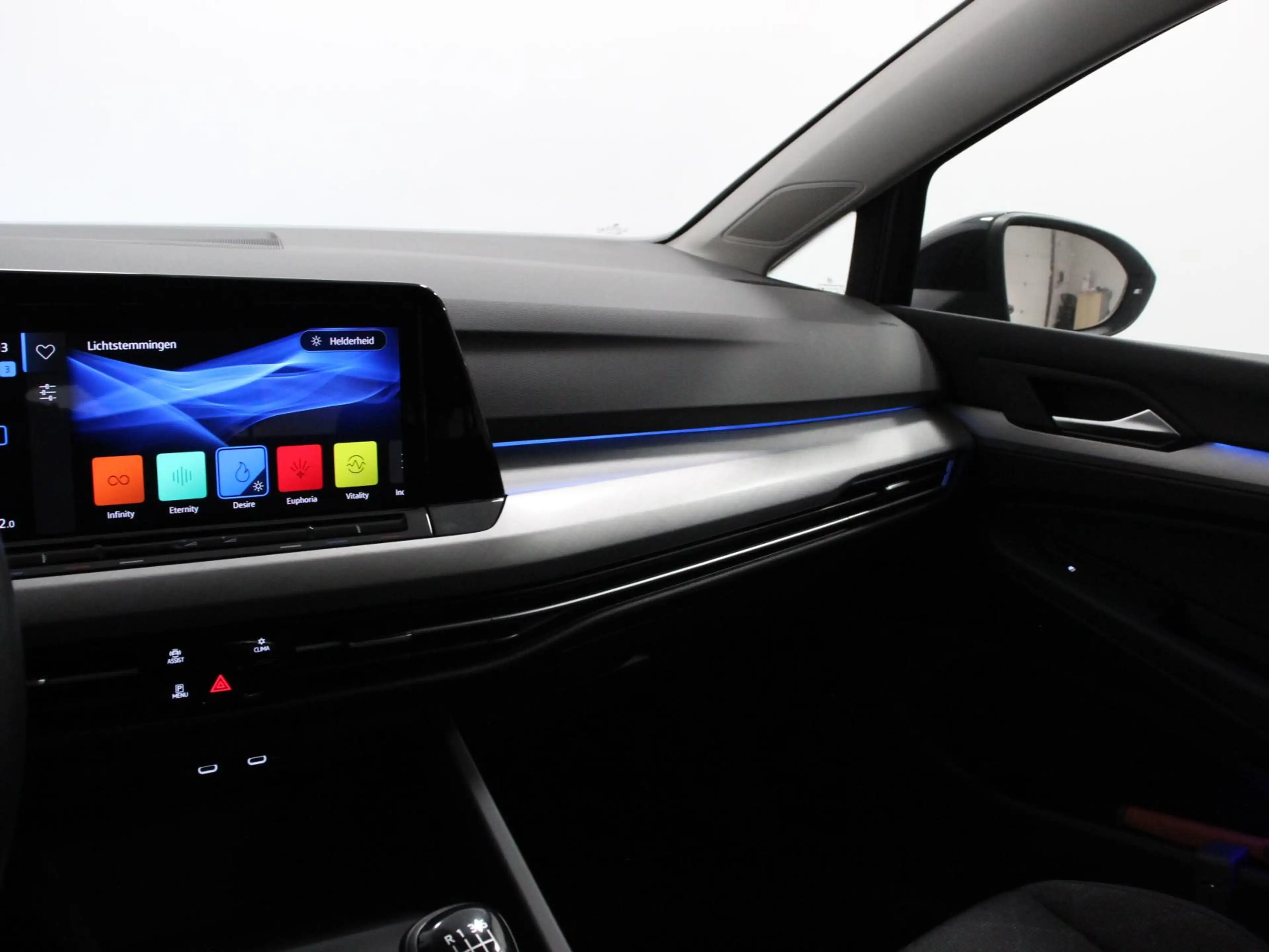 Volkswagen Golf Variant 1.0 TSI 110pk Life Digitale Cockpit Sfeerverlicht — photo 23