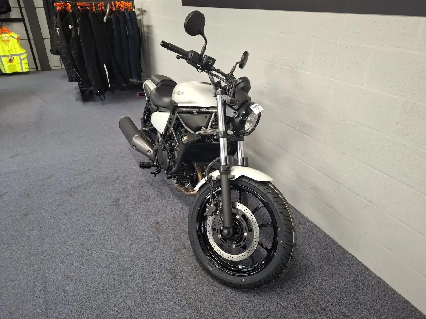 Kawasaki Eliminator 500 ABS E5+ DEPART IMMEDIAT 108 KILOMETRES Wit - 2