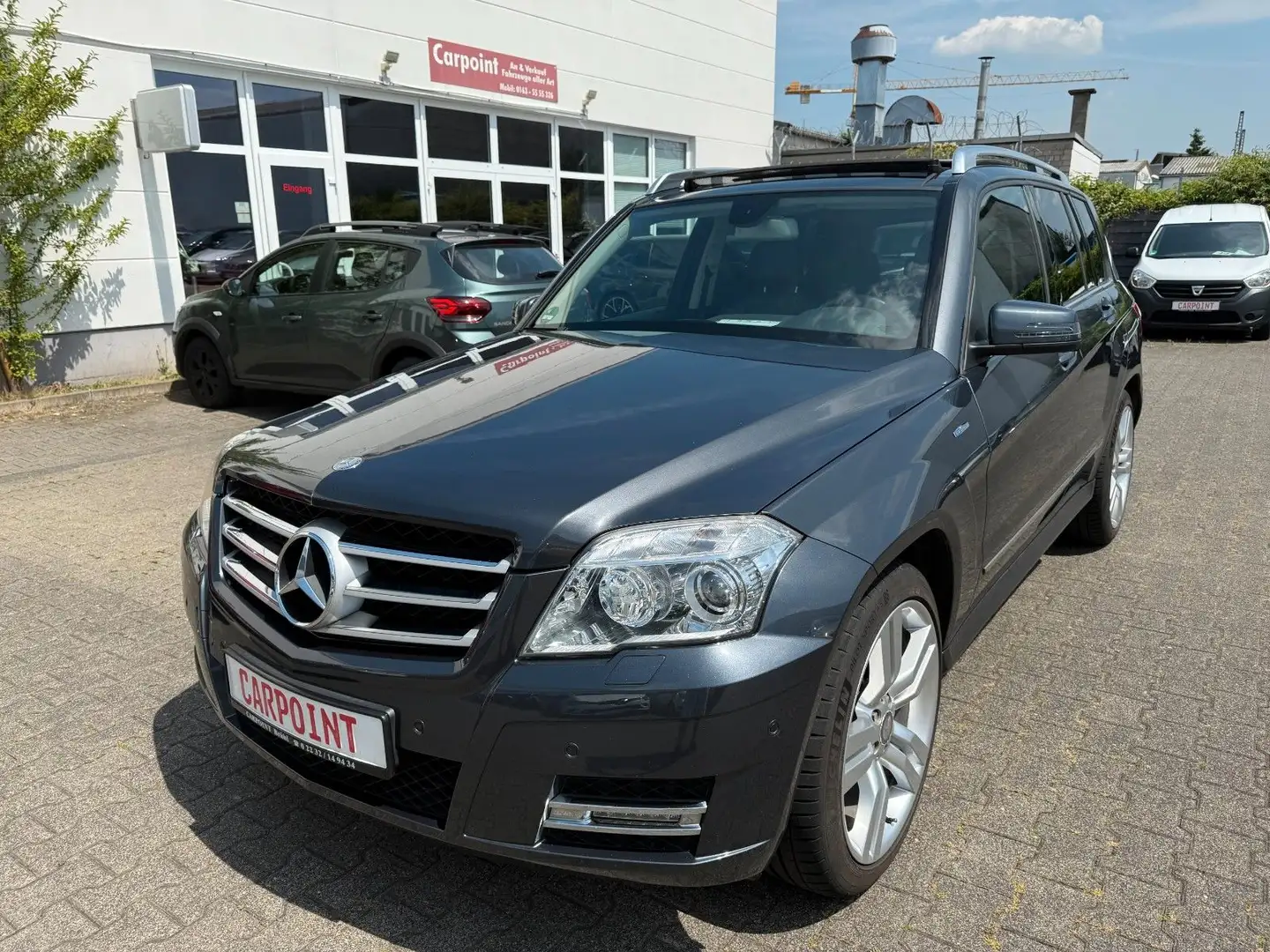 Mercedes-Benz GLK 220 CDI/1.HAND/PANO/LEDER/AHK/8FACH ALU/PDC Gris - 1
