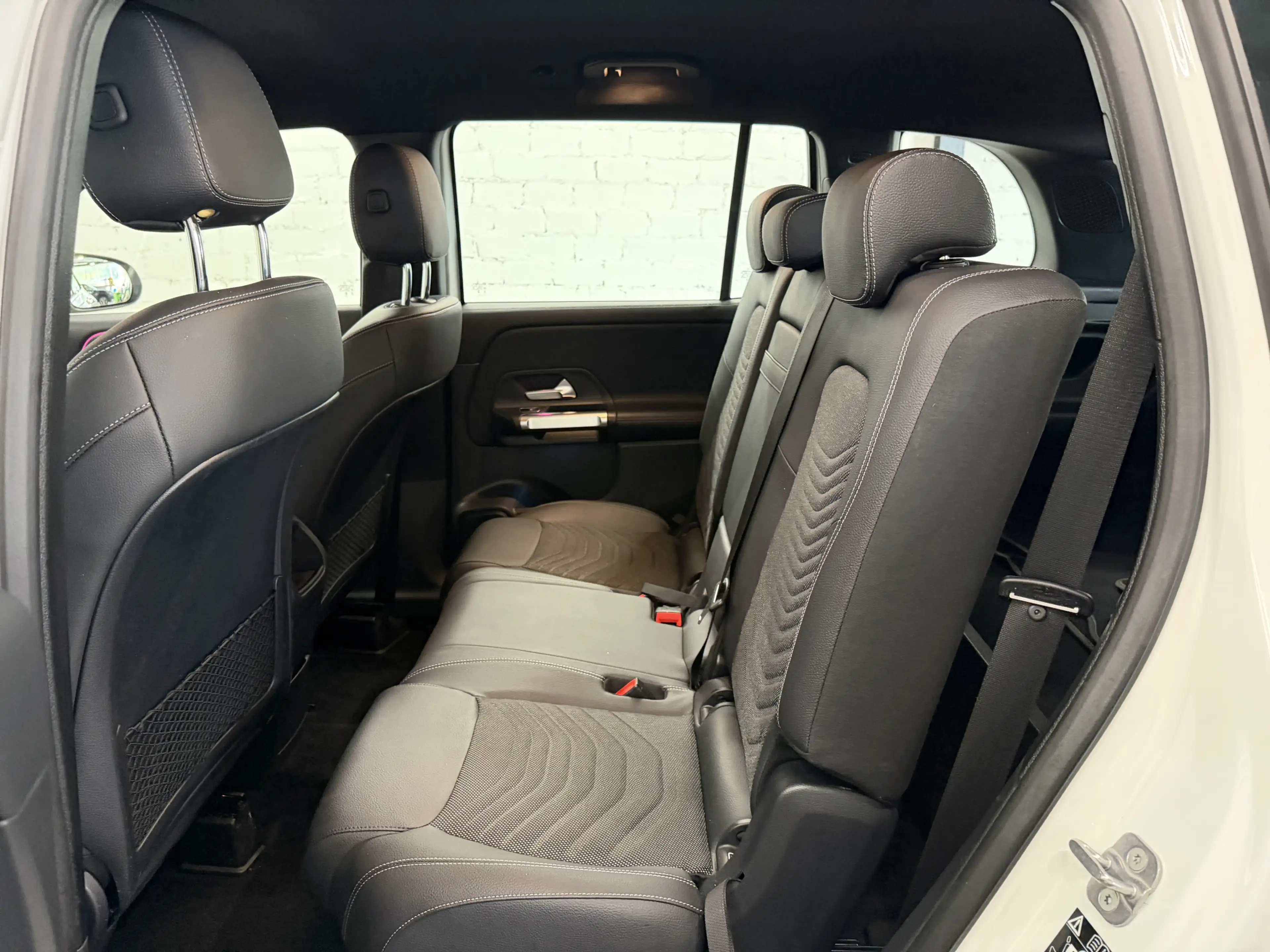 Mercedes-Benz GLB 200 d 8G-DCT Entry | DISTR. PRO | RFK | AHK — photo 11