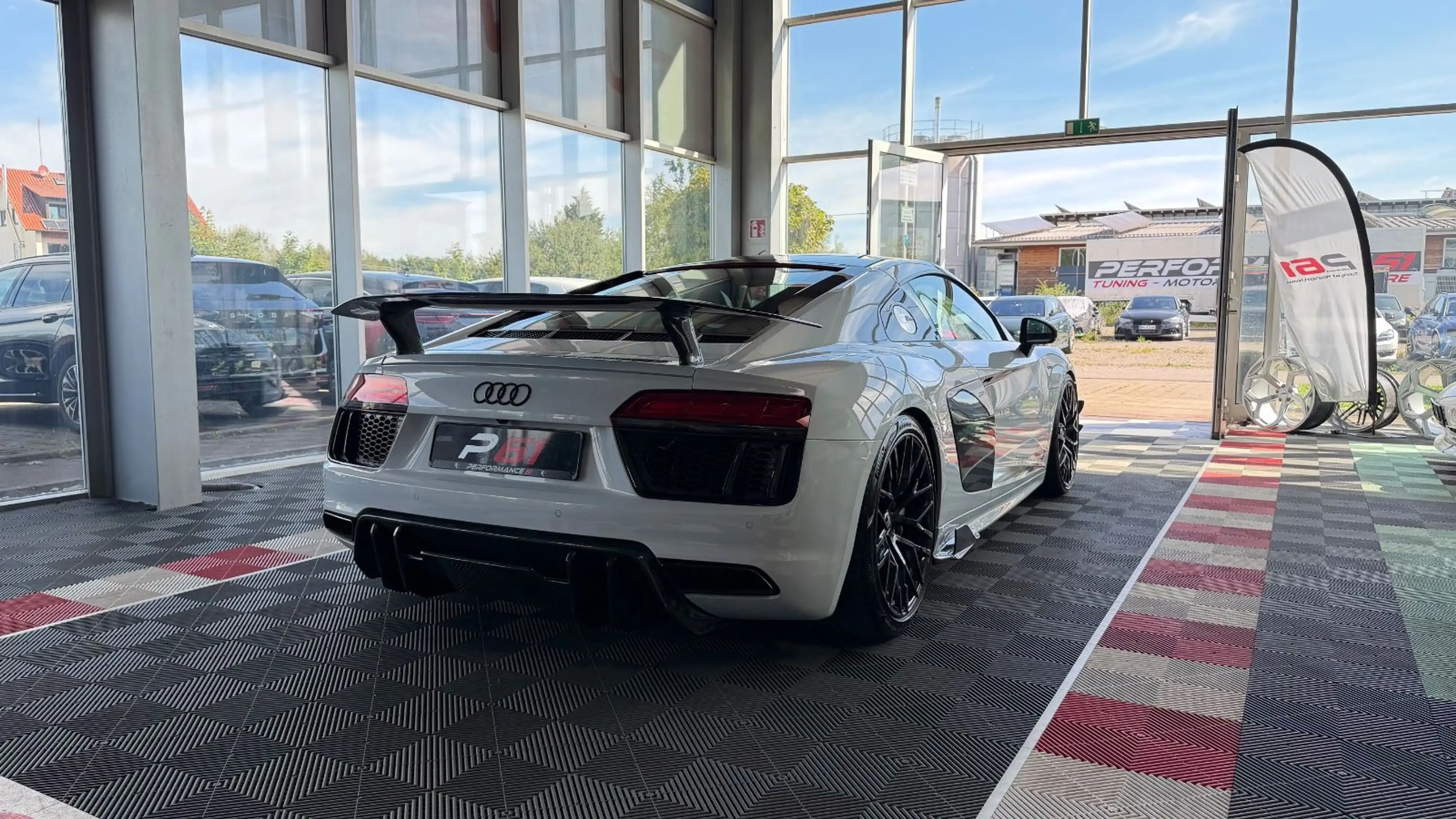 Audi R8 Coupe quattro plus/ Capristo Anbauteile/ — photo 4