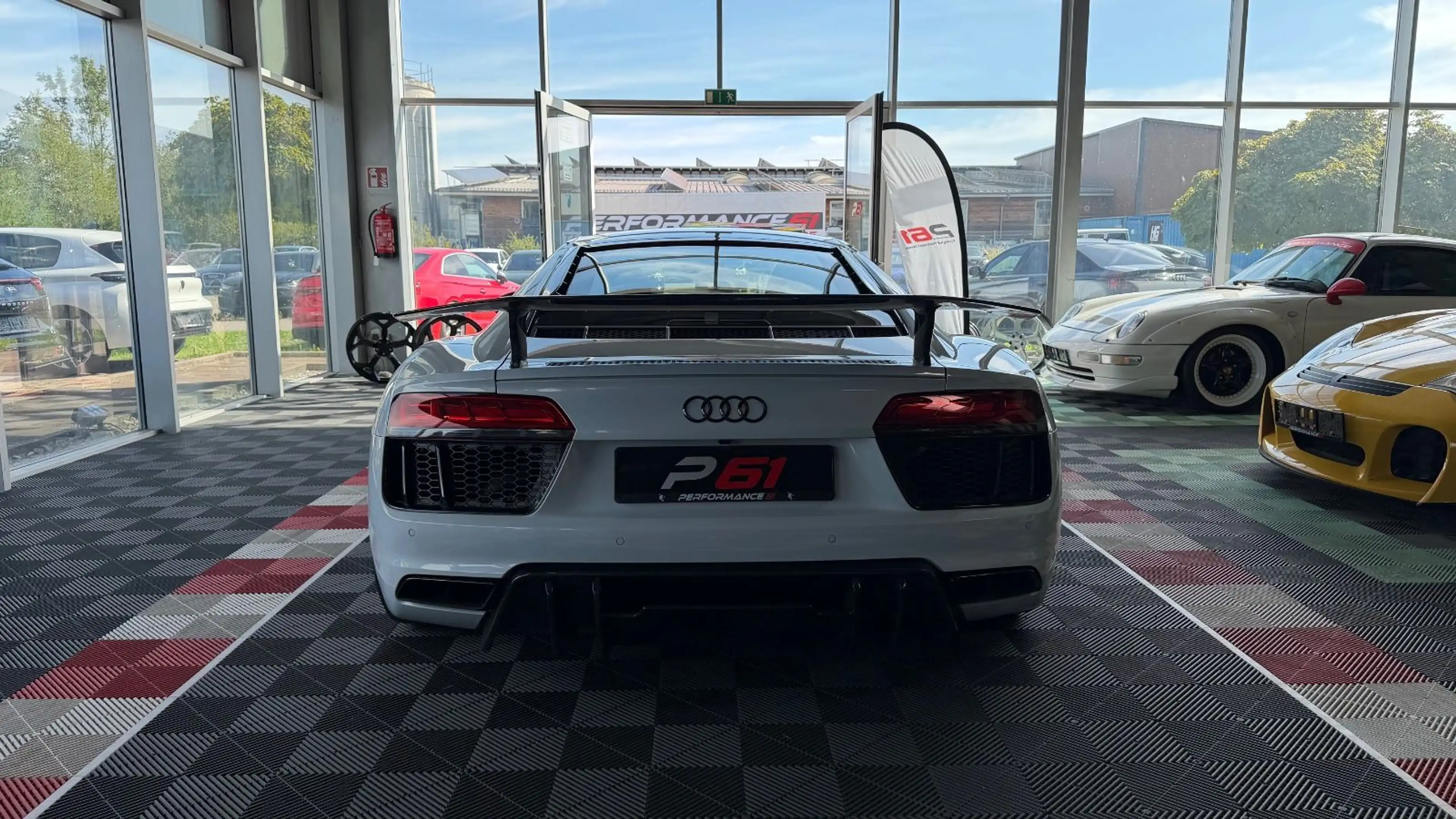 Audi R8 Coupe quattro plus/ Capristo Anbauteile/ — photo 3