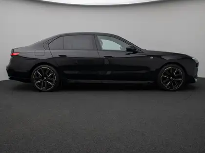 Annonce voiture d'occasion BMW i7 - CARADIZE