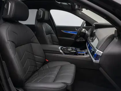 Annonce voiture d'occasion BMW i7 - CARADIZE