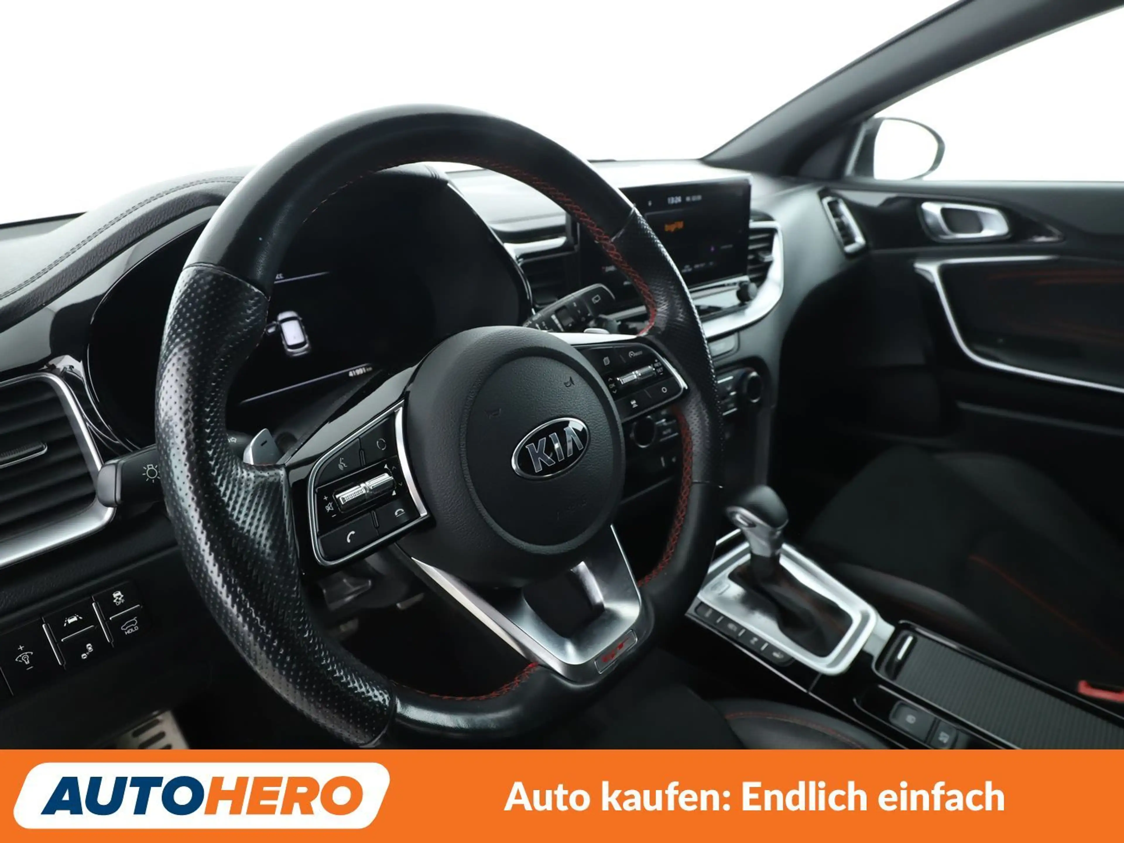 Kia ProCeed / pro_cee'd 1.6 TGDI GT — photo 11