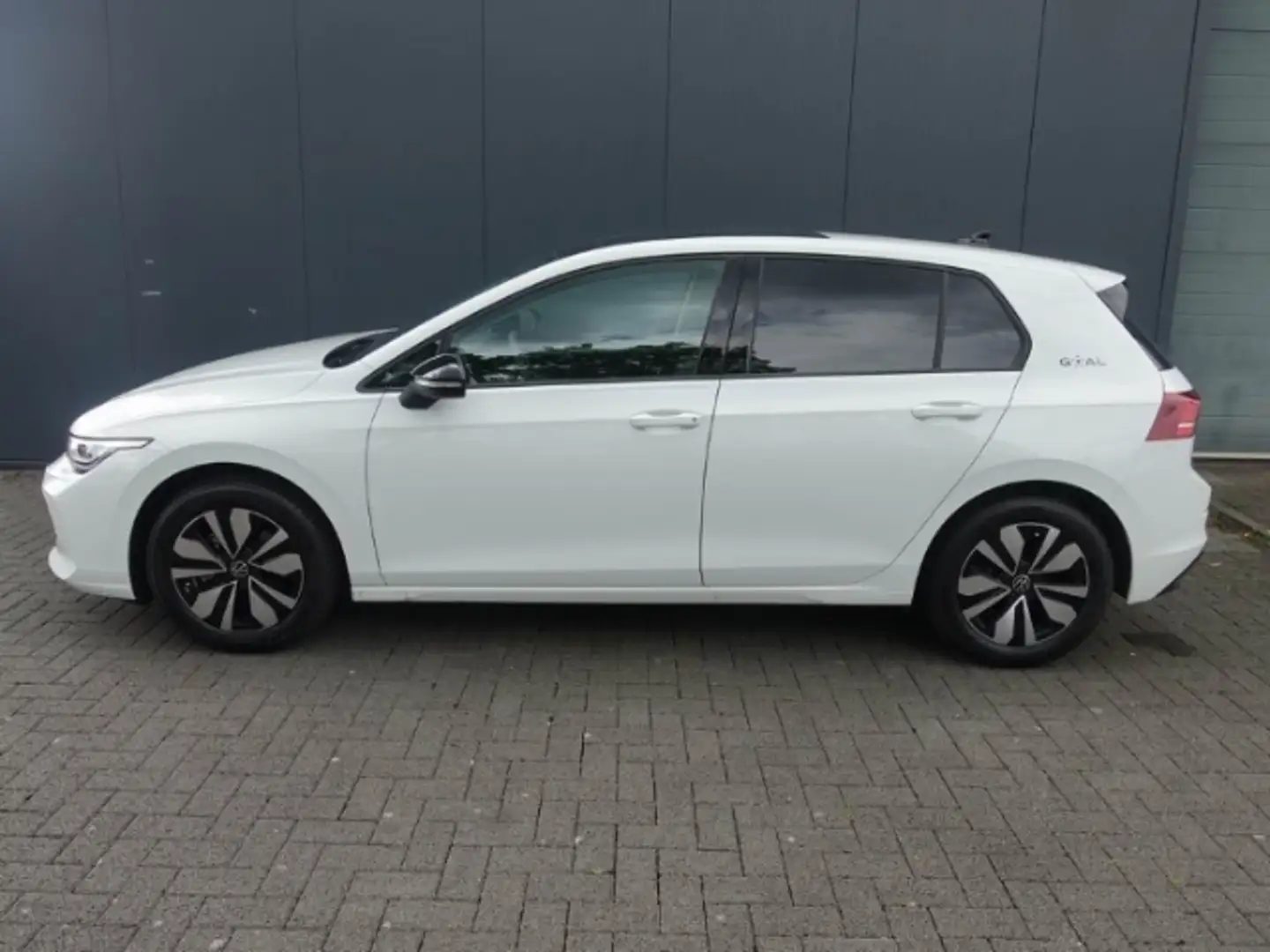 Volkswagen Golf VIII 1.5 TSI GOAL+GARANTIE BIS 10.2029+PANO Alb - 2
