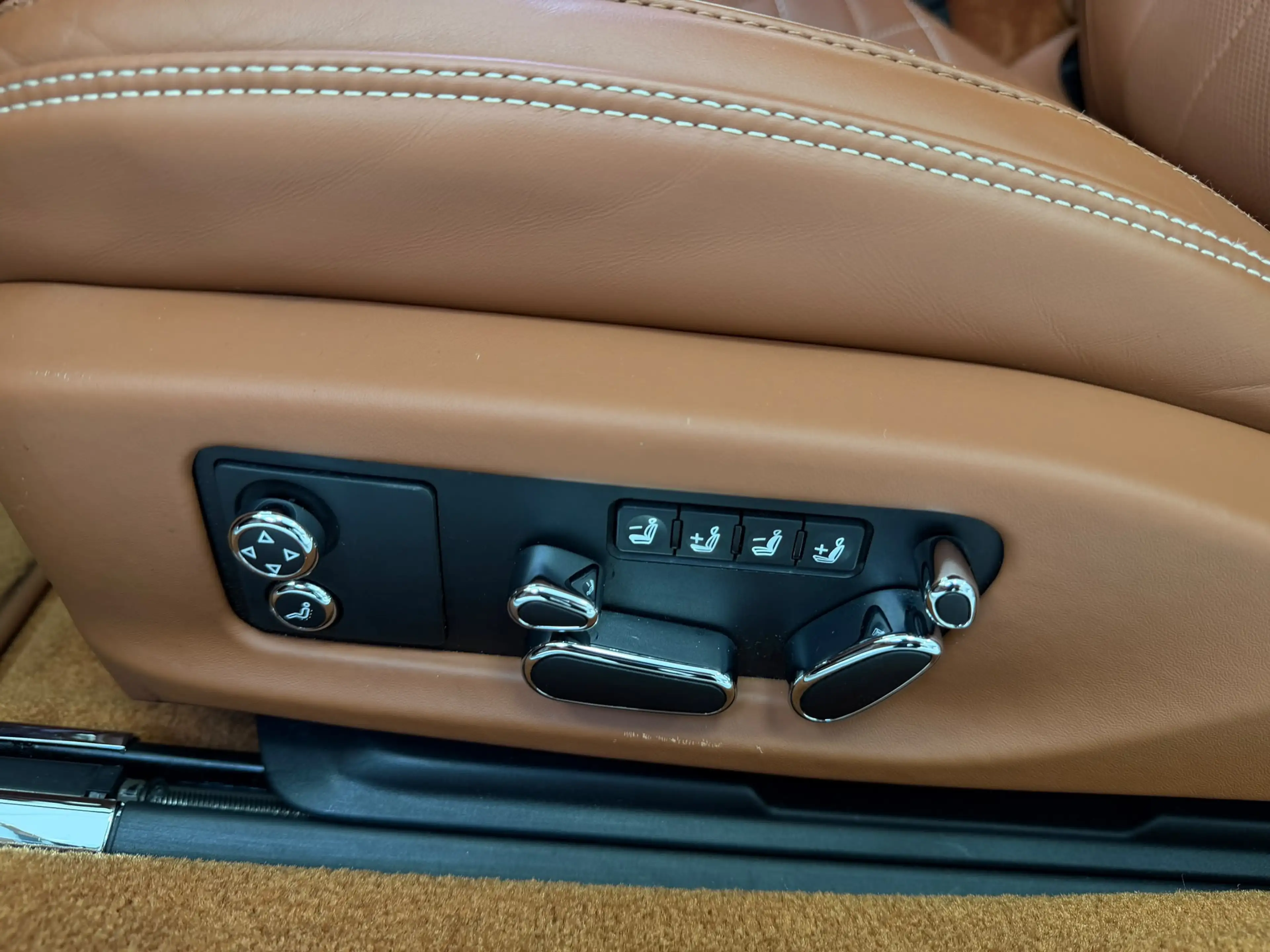 Bentley Continental GT W12 6.0 First Edition — photo 10