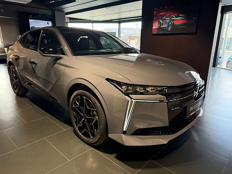 DS Automobiles DS 4 Hybrid 145 eDCT-6 Étoile-Nappaleder (D-1108-S) — photo 3