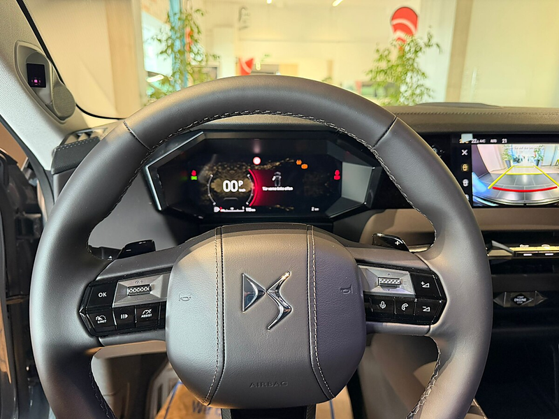 DS Automobiles DS 4 Hybrid 145 eDCT-6 Étoile-Nappaleder (D-1108-S) — photo 12