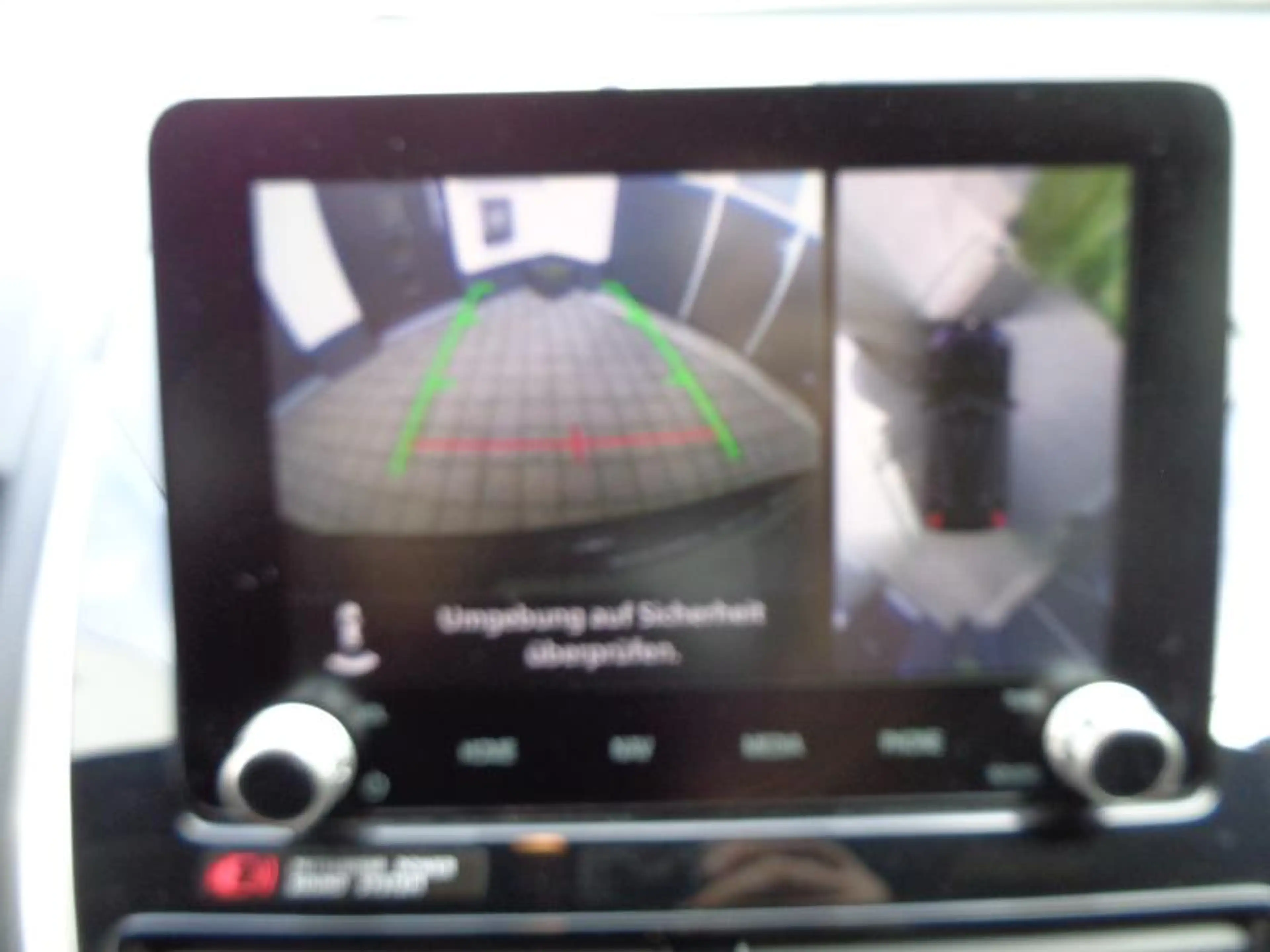 Mitsubishi Eclipse Cross Plug-in-Hybrid TOP Panoramadach — photo 15