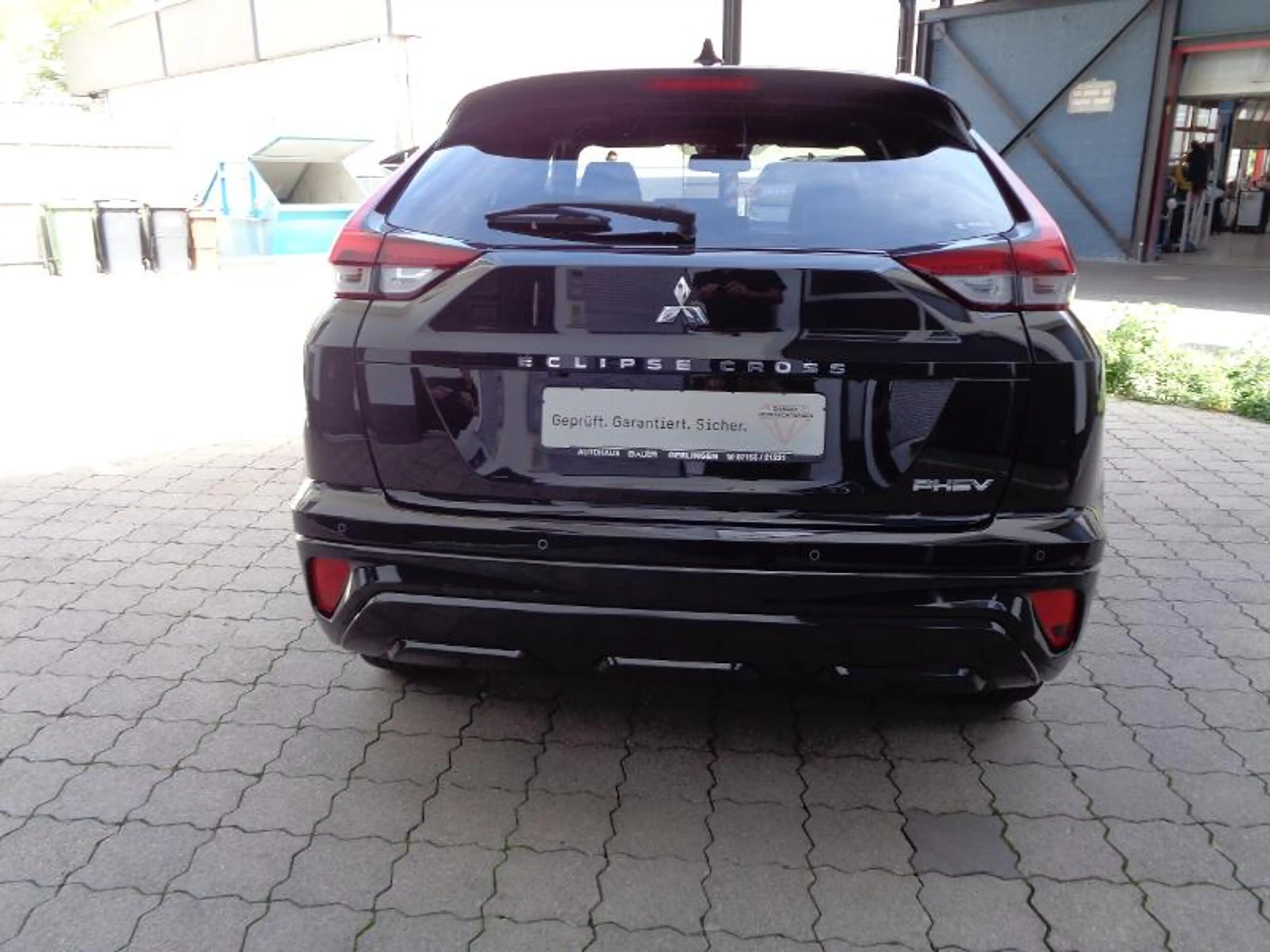 Mitsubishi Eclipse Cross Plug-in-Hybrid TOP Panoramadach — photo 5
