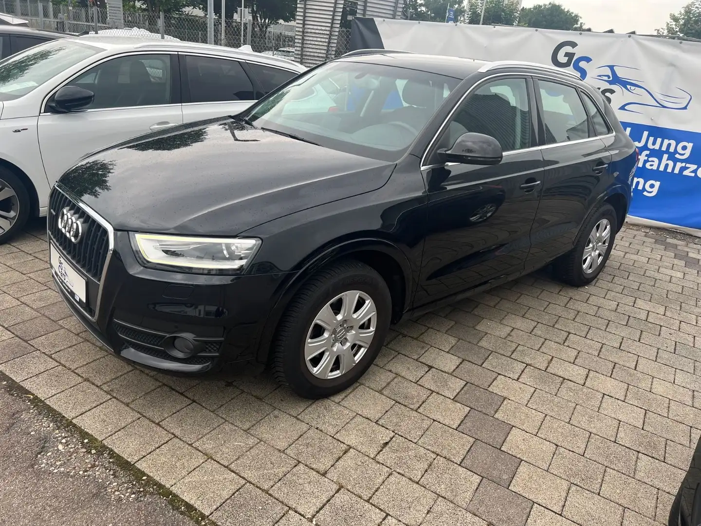 Audi Q3 2.0 TFSI quattro Noir - 1