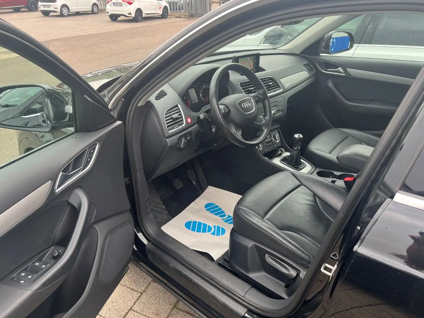 Audi Q3 2.0 TFSI quattro Noir - 2