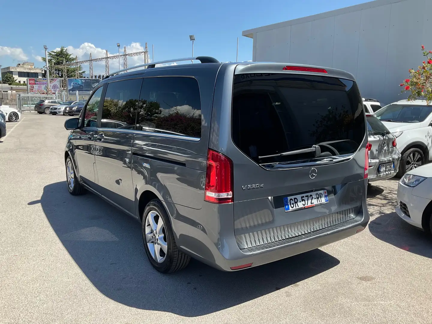 Mercedes-Benz V 200 d Premium 4matic auto Grigio - 2