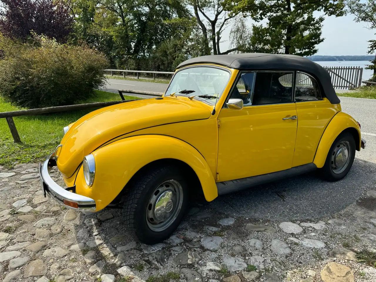 Volkswagen Käfer VW Käfer Cabrio 1302 - Oldtimer - Zitronengelb - TÜV neu - H Kennzeichen - wenig Kilometer, foto 2