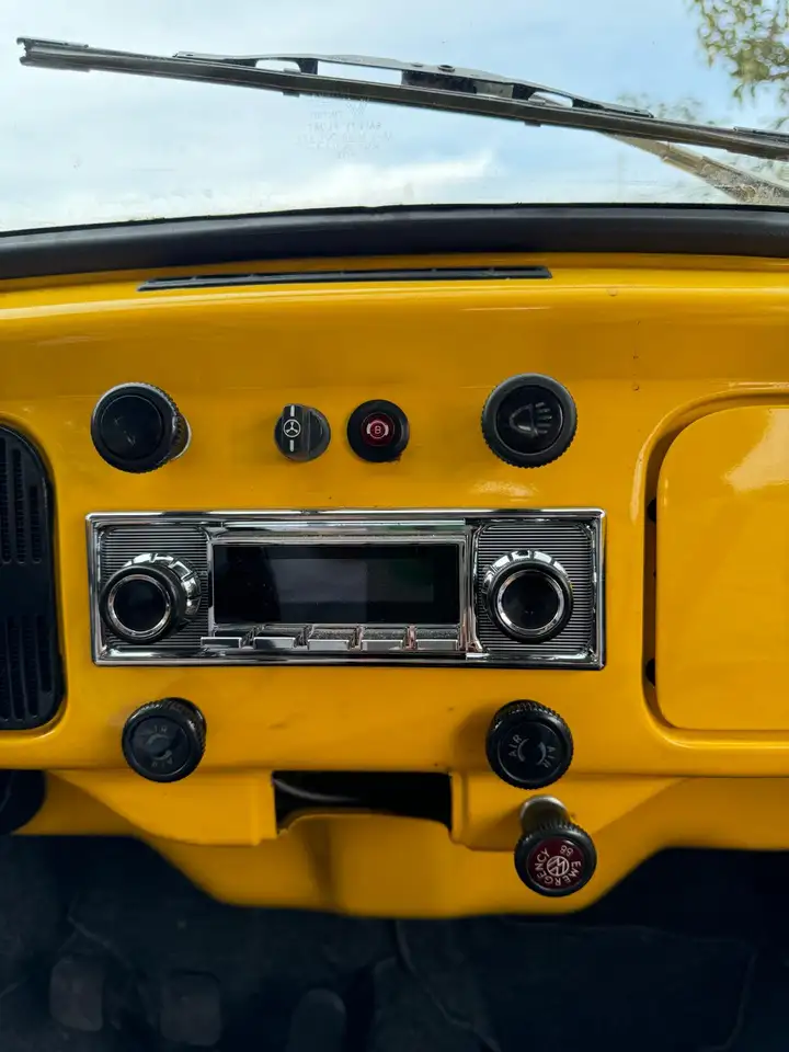 Volkswagen Käfer VW Käfer Cabrio 1302 - Oldtimer - Zitronengelb - TÜV neu - H Kennzeichen - wenig Kilometer, foto 6