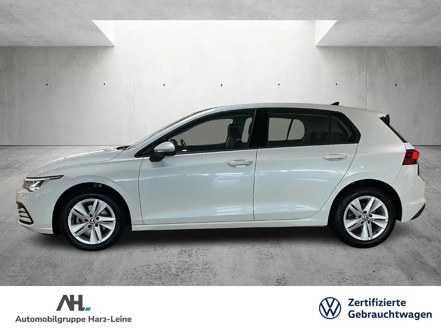 Volkswagen Golf VIII 1.5 l TSI LED Panorama AppConnect LED PDC Blanc - 2