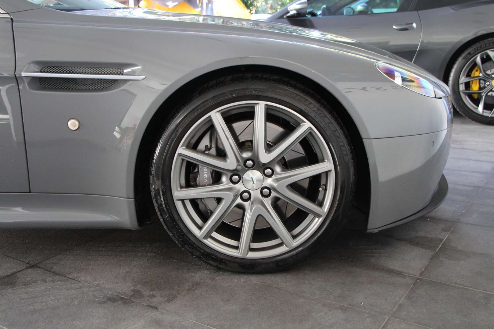 Aston Martin Vantage Coupe V8 Sportshift II -  - Joinsteer - #3