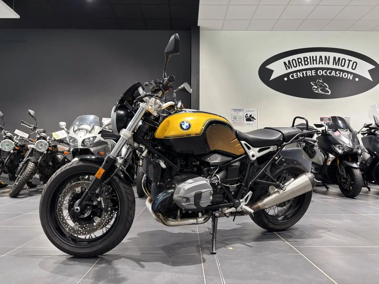 BMW R nineT Jaune - 1