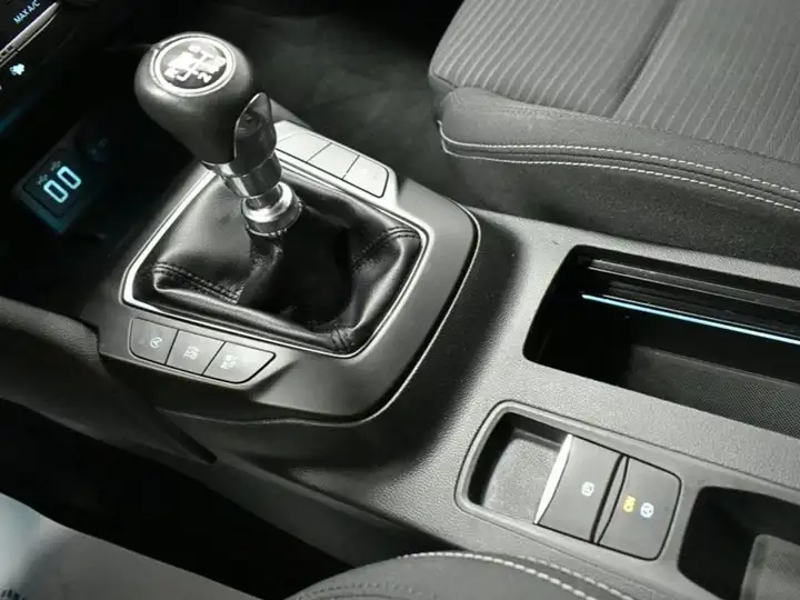 Ford Focus 1.5 EcoBlue Titanium 2021, foto 17