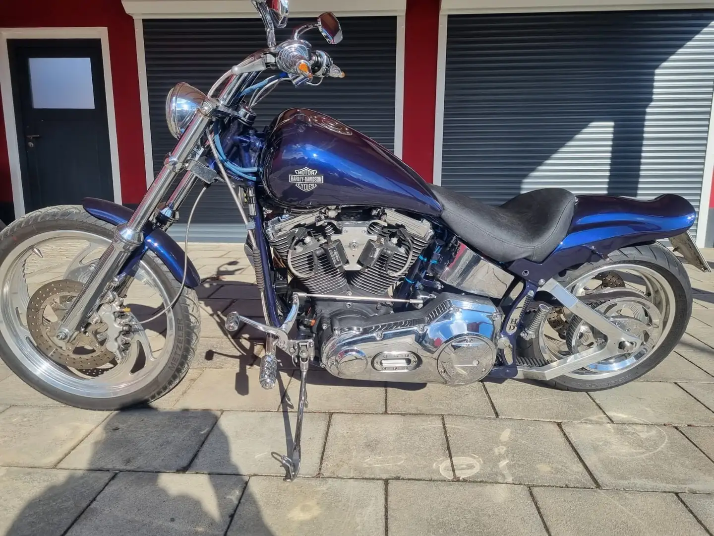 Harley-Davidson Softail Modrá - 2