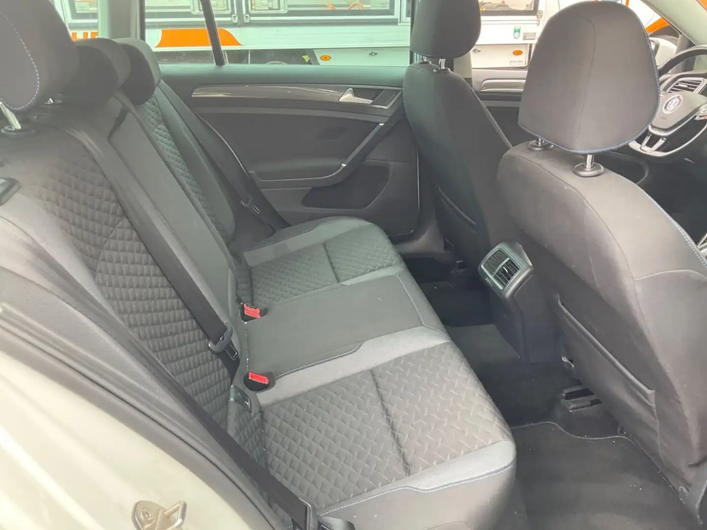 Volkswagen Golf Variant Golf Variant 1.6 TDI Join Weiß - 1