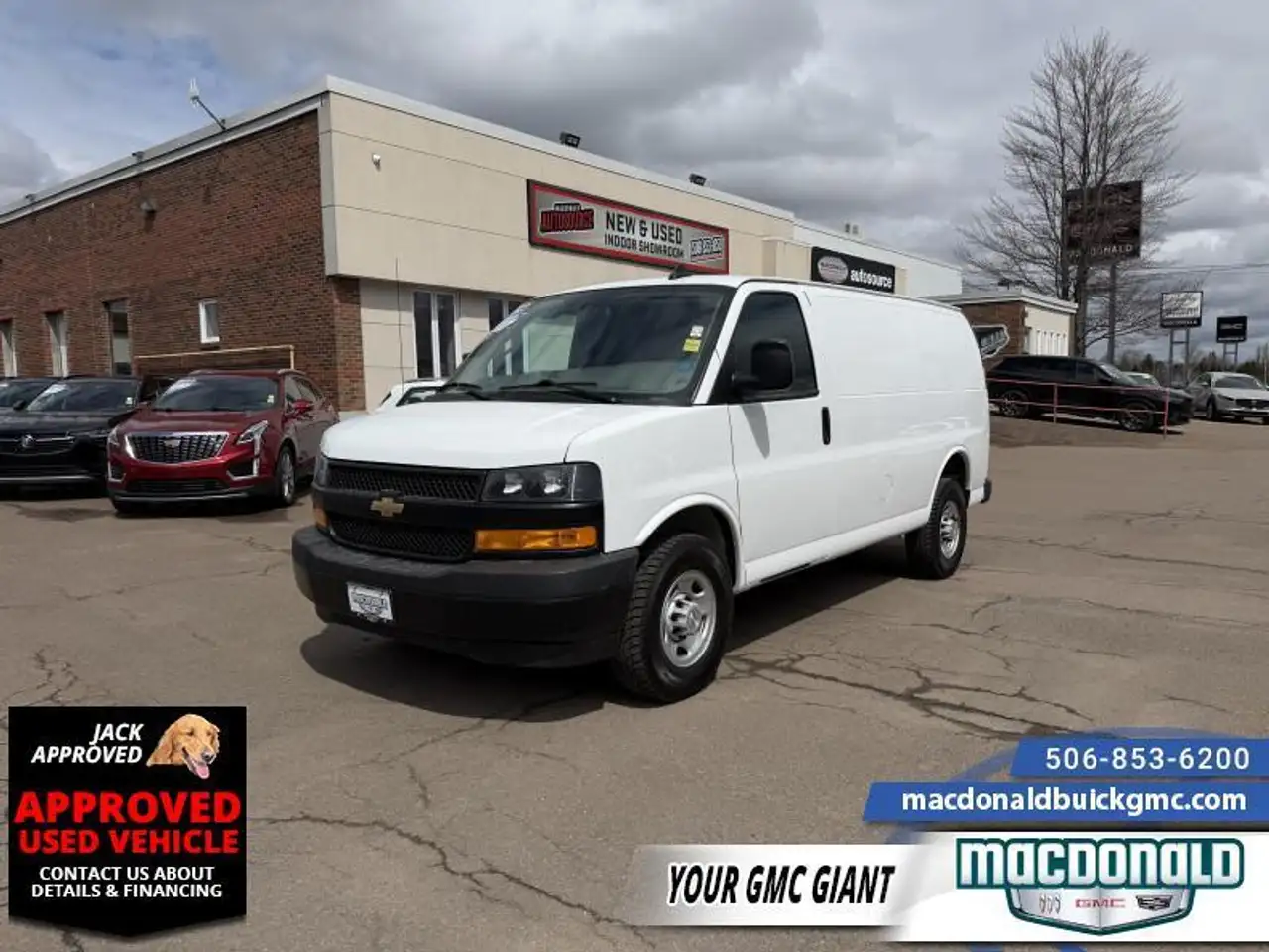 2023 Chevrolet Express 2500