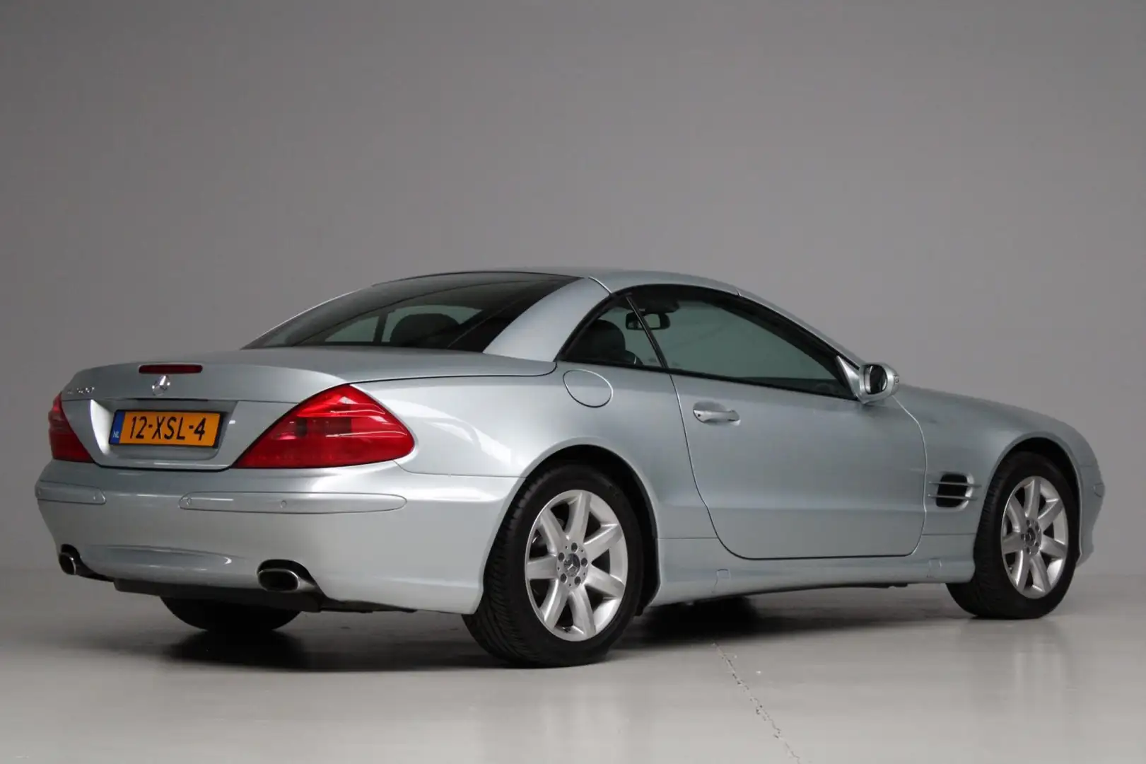 Mercedes-Benz SL 500 Grau - 2