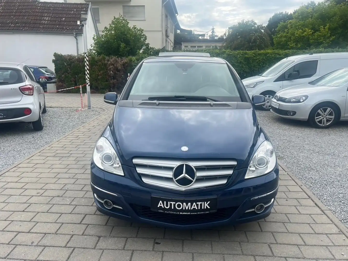 Mercedes-Benz B 200 B-Klasse 200 NAVI SHZ T.LEDER PANO PDC TÜV/06.27 Blau - 2