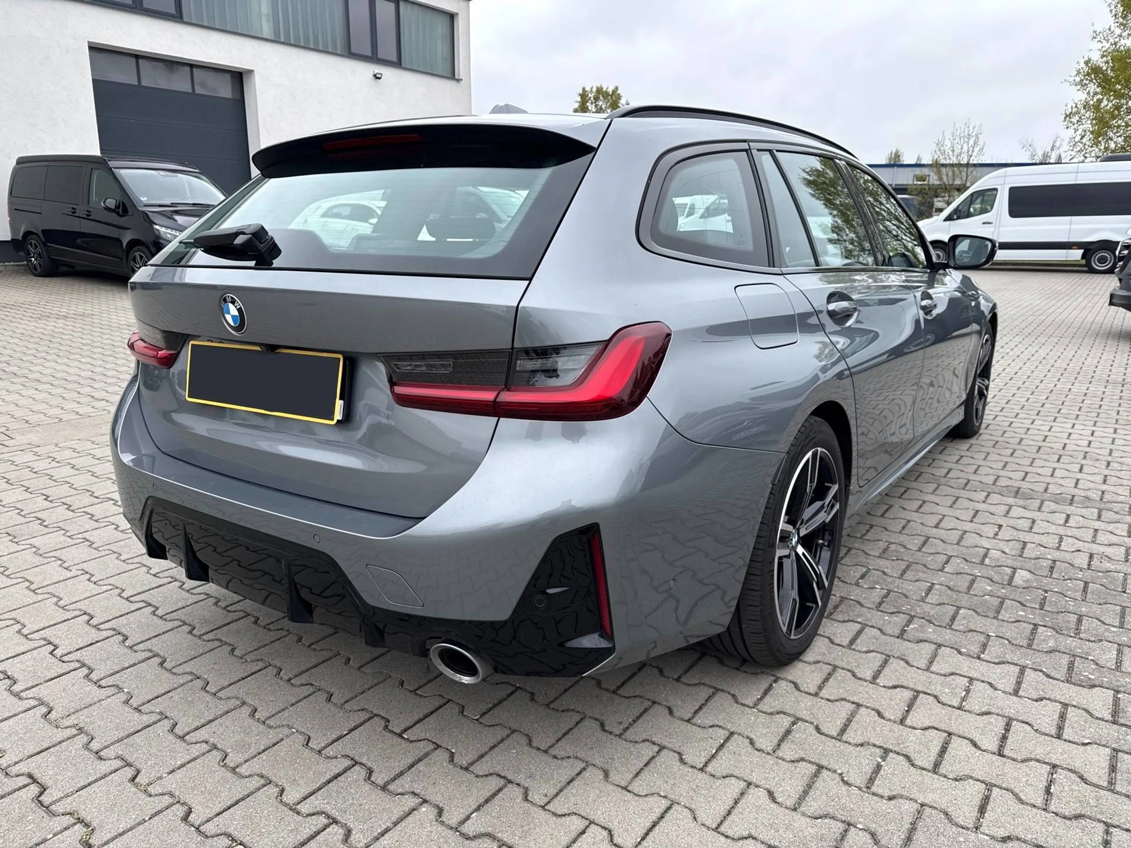BMW 320 320 d M Sport — photo 3