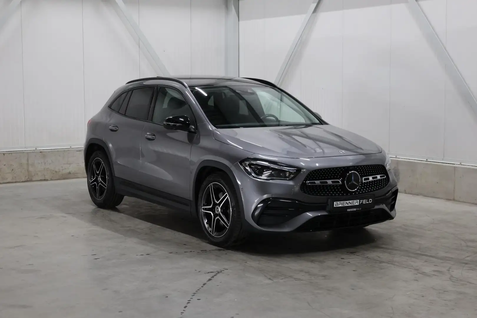 Mercedes-Benz GLA 220 d AMG Line Gris - 1