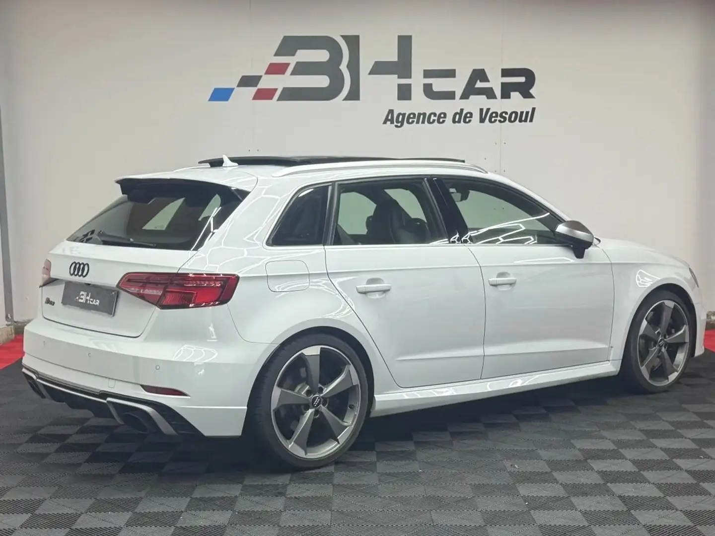 Audi RS3 Sportback 2.5 TFSI Quattro STronic7 Daza - 400cv / Toit ouvrant / Bang \u0026amp; Olufsen / Echap RS - 2