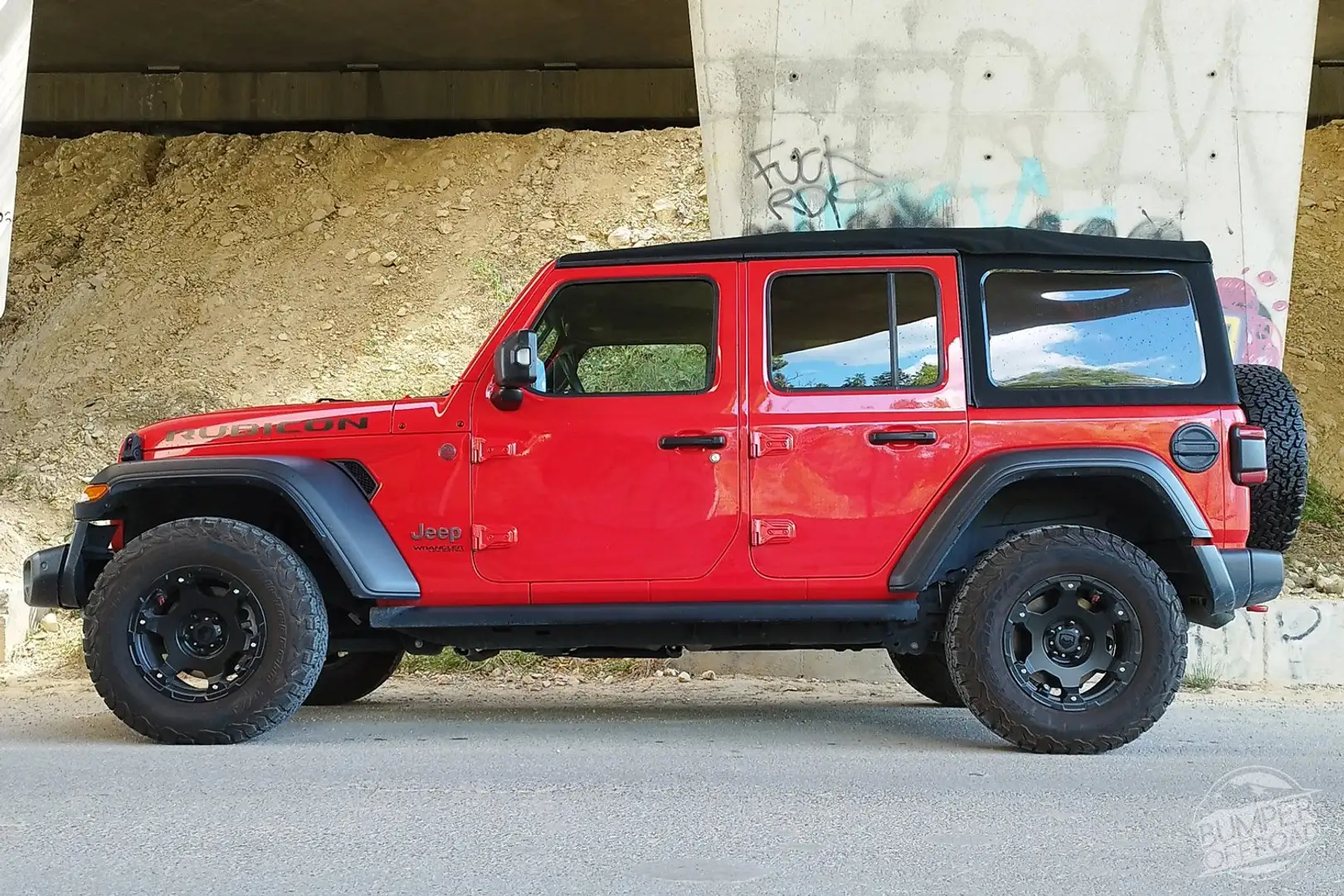 Jeep Wrangler Rosso - 1