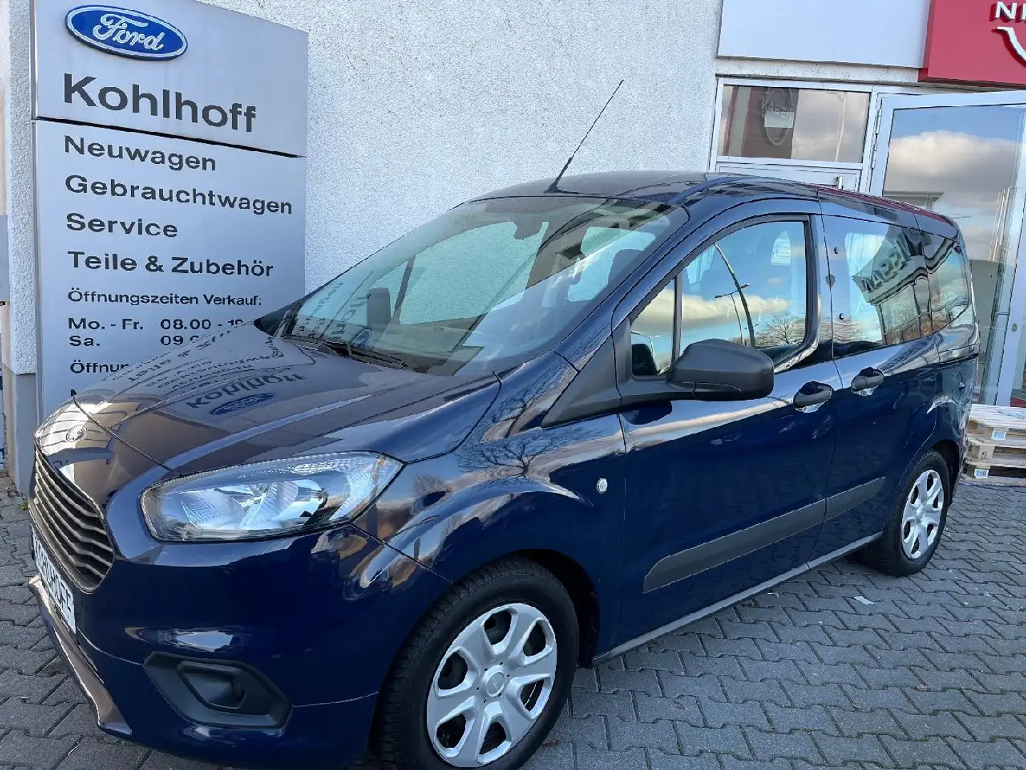 Ford Tourneo Courier Ambiente Blauw - 1