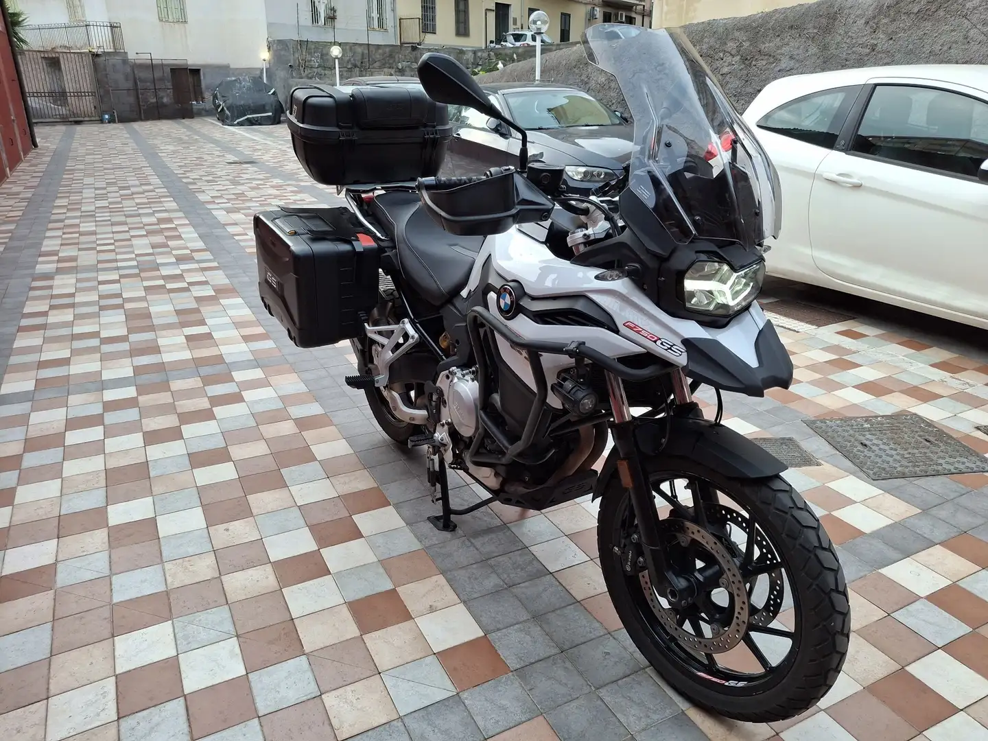 BMW F 750 GS Blanc - 2