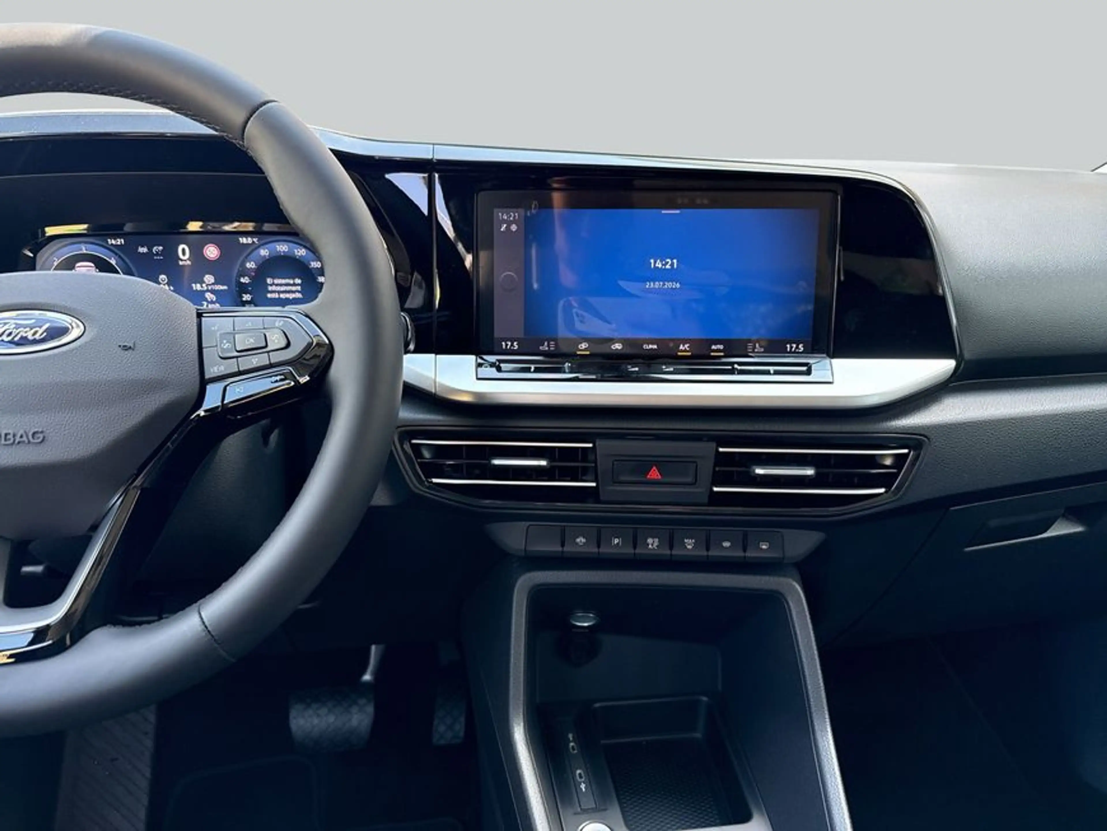 Ford Grand Tourneo Connect 2.0 EcoBlue Aut. TITANIUM 90 — photo 14