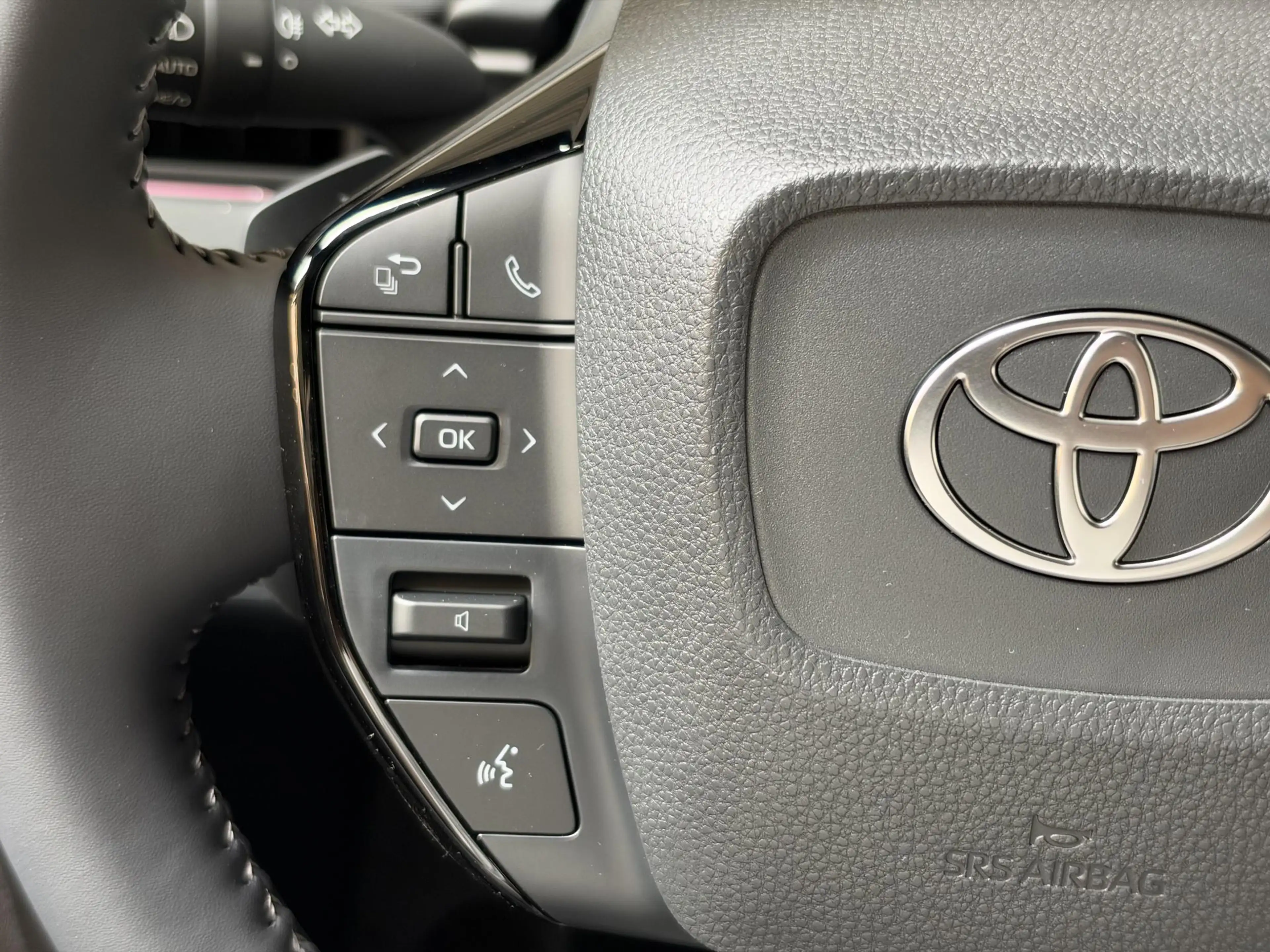 Toyota C-HR+ First Edition 77 kWh NIEUW! Uit voorraad leverbaar — photo 10