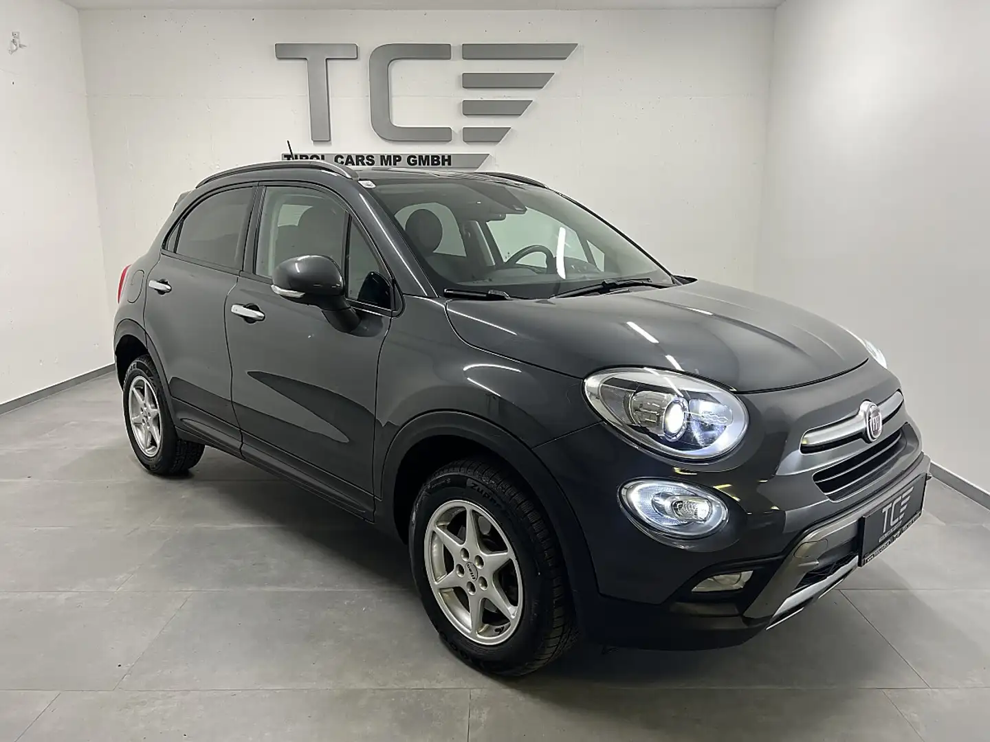 Fiat 500X 2,0 Multi-Jet II 140 Off-RoadCross Aut.4x4,LED,RFK Grau - 1