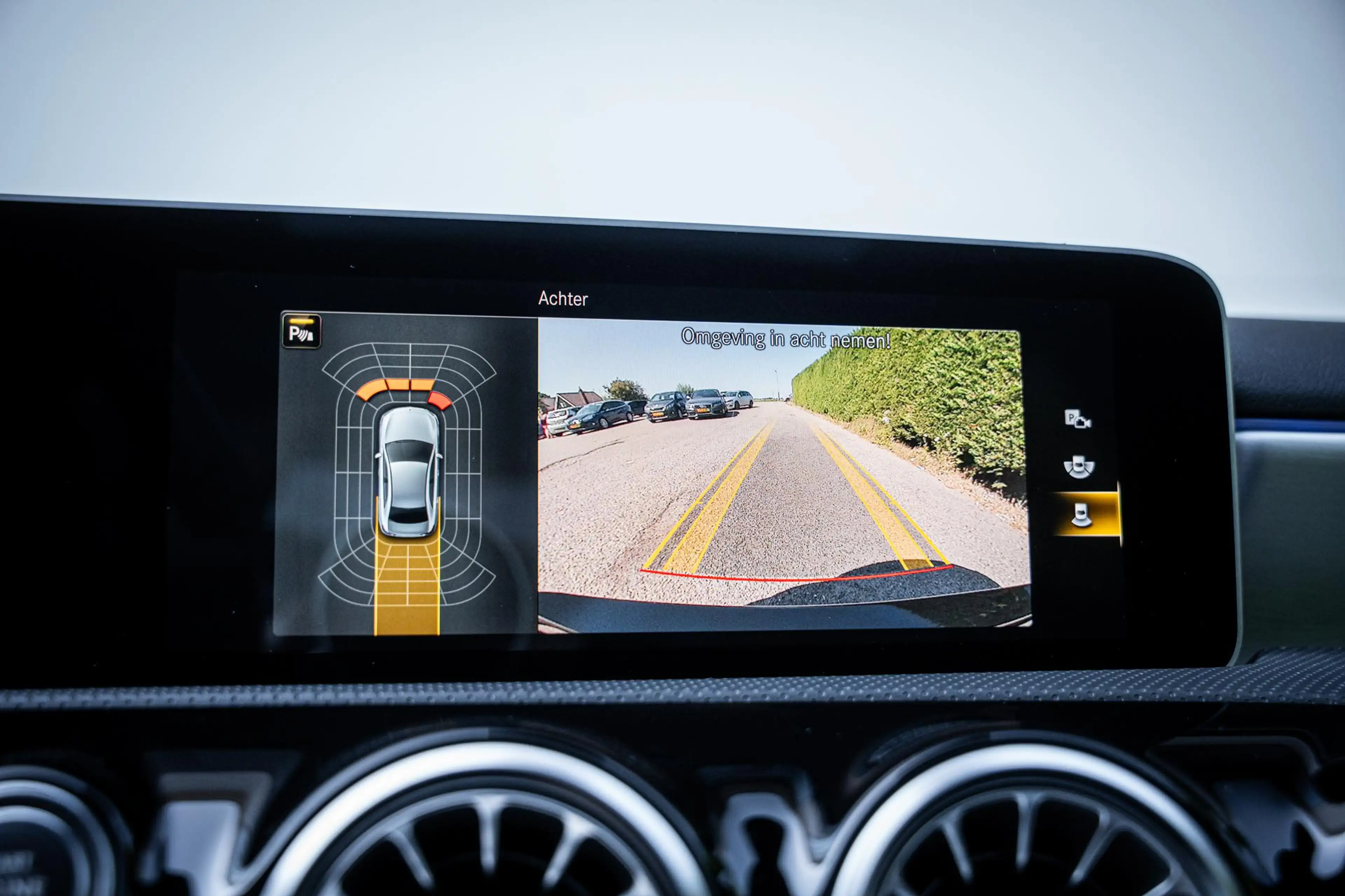 Mercedes-Benz A 200 AMG Launch Edition |Pano-dak|Sfeerverl.|Camera|Dea — photo 25