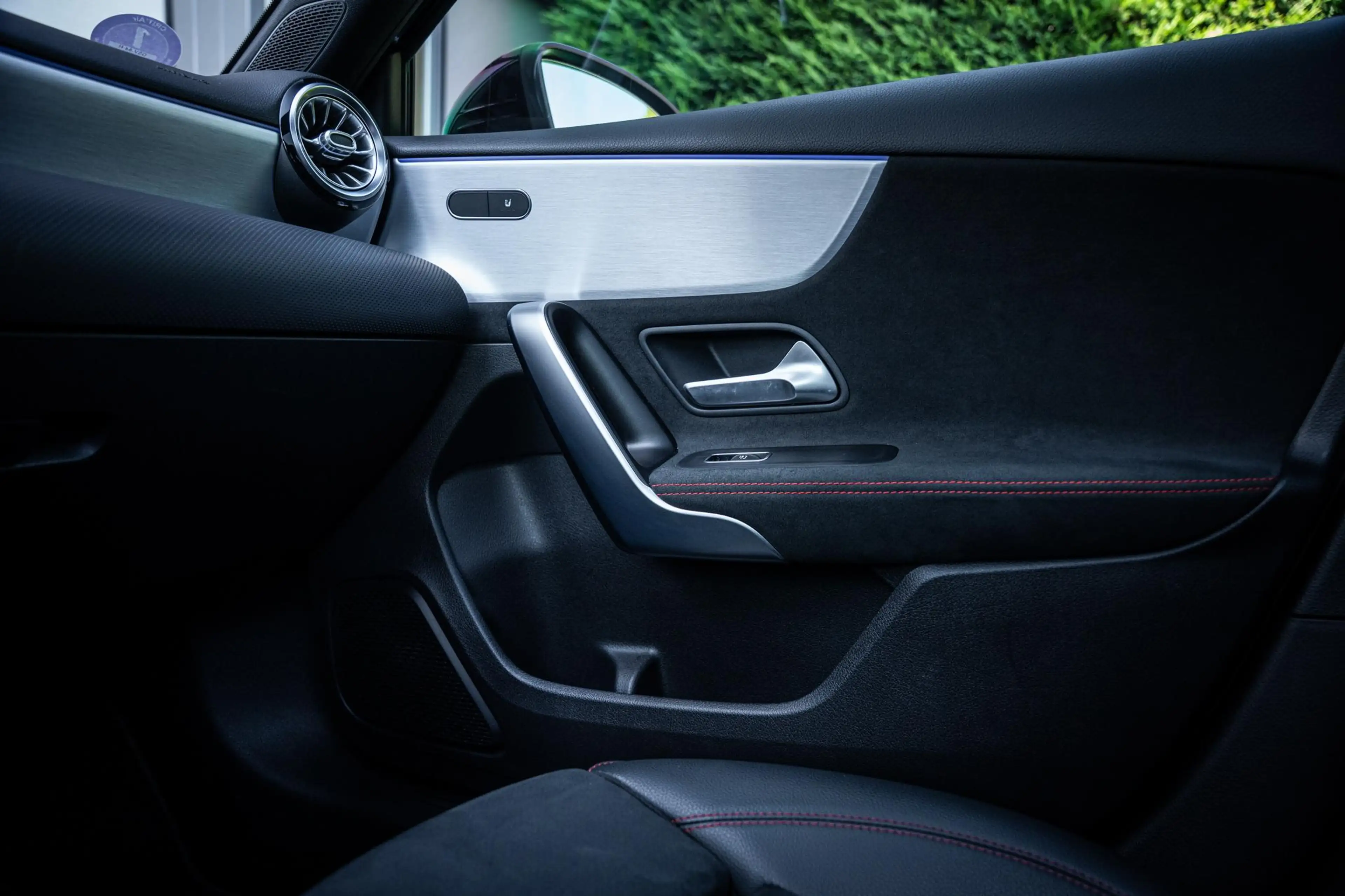 Mercedes-Benz A 200 AMG Launch Edition |Pano-dak|Sfeerverl.|Camera|Dea — photo 35