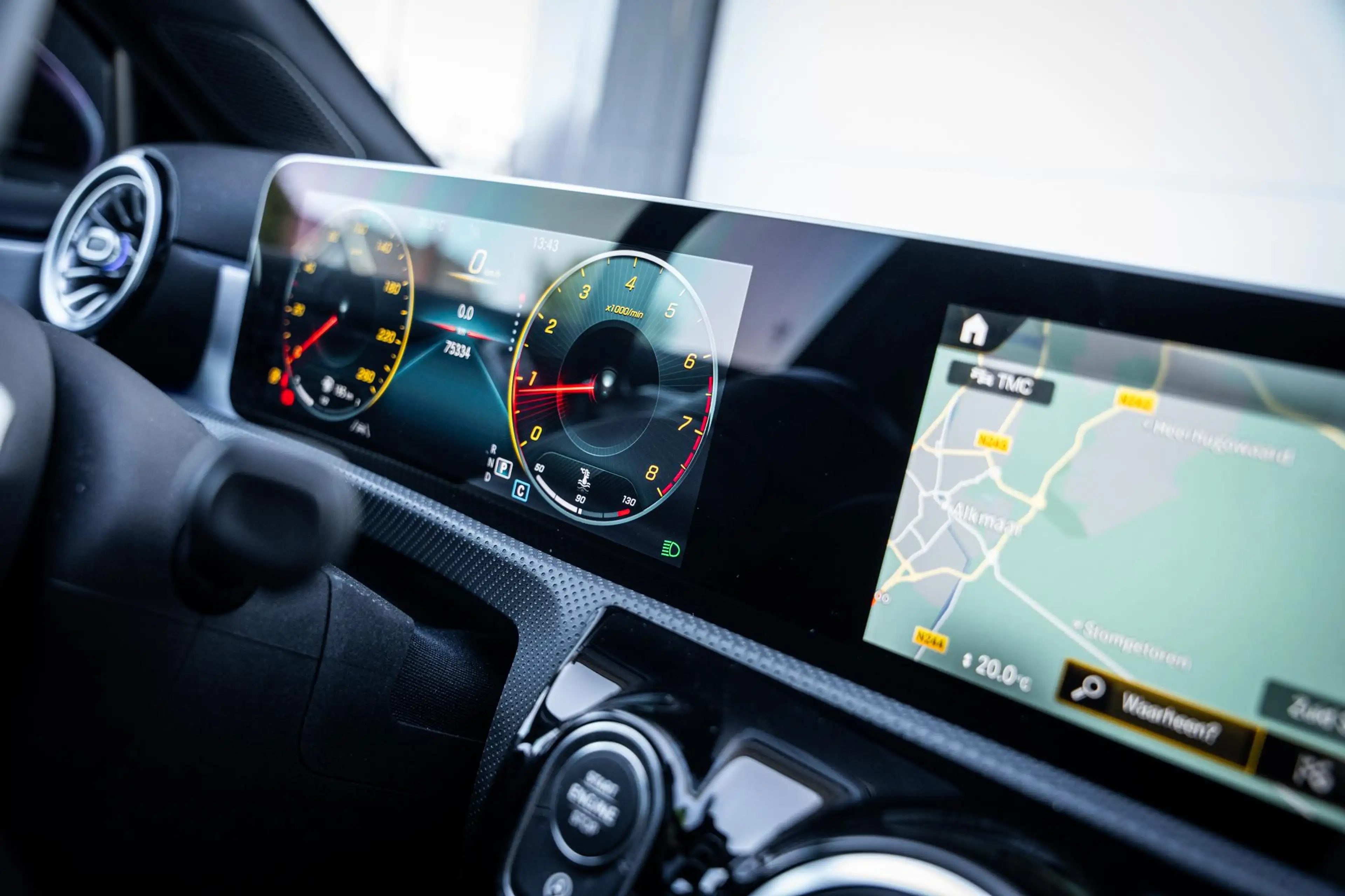 Mercedes-Benz A 200 AMG Launch Edition |Pano-dak|Sfeerverl.|Camera|Dea — photo 38