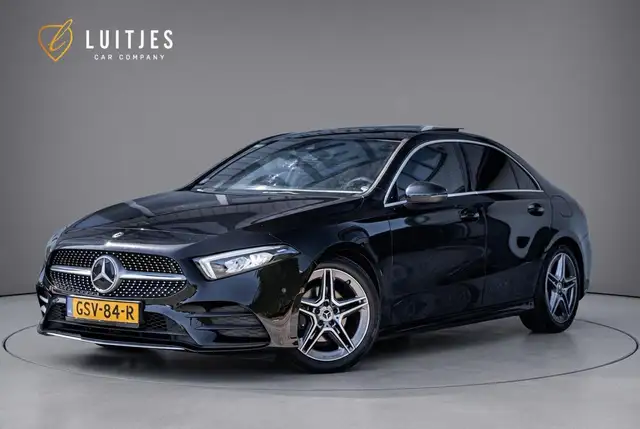 Mercedes-Benz A 200 AMG Launch Edition |Pano-dak|Sfeerverl.|Camera|Dea