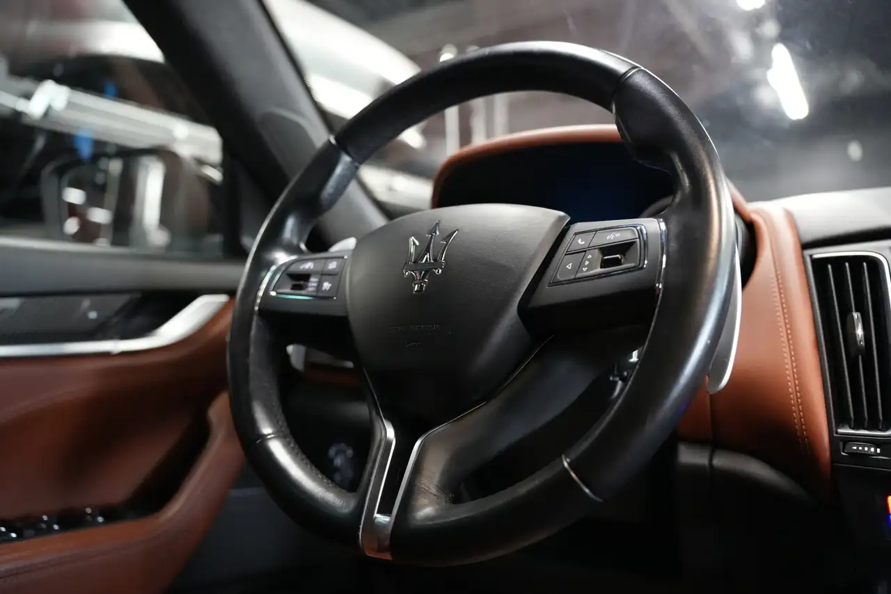 Maserati Levante снимка Maserati Levante